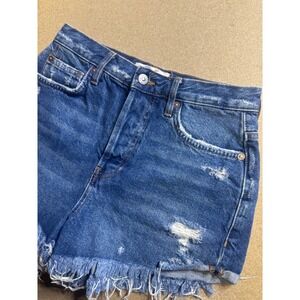 Free People We The Free Distressed Denim Shorts Medium Wash Raw Hem Size 26